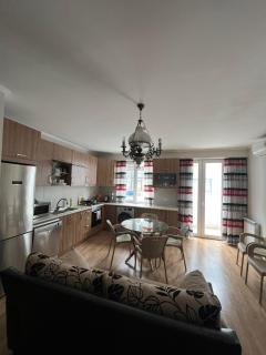 Batumi LVT Apartment - Batumi - 9