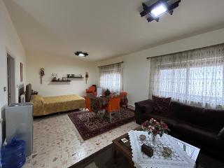 Alice & Andrew Apt. Few Steps to Madaba Old City Center - 1