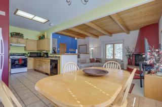 Serene Amalia Cabin with Deck and Mountain Views - - 3