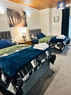 Modern 2 Bedroom Apt Derby City - 5