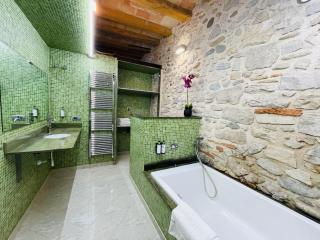 Cathedral Dreams - Girona - 8