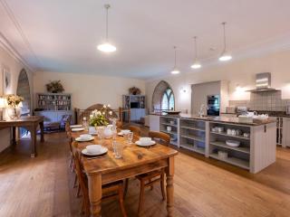 Exceptional Grade II Listed Church Conversion - 8