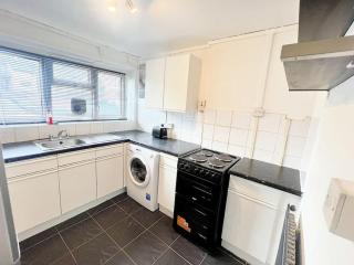 Cosy Croydon Apt Sleeps 5 - Croydon - 2