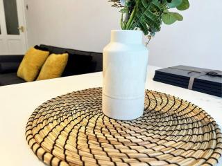 Cosy Croydon Apt Sleeps 5 - 1