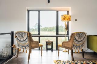 Herts Haven, Luxury 2 Bedroom En Suite Barn With Beautiful Views, Free Parking, PS5 & More! - Hemel Hempstead - 9
