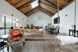 Herts Haven, Luxury 2 Bedroom En Suite Barn With Beautiful Views, Free Parking, PS5 & More! - Hemel Hempstead - 6
