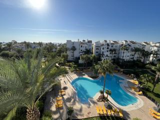 Top floor spacious apartment with sea views in Costalita - Estepona - 8