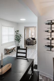 The Little White Haus - Niagara on the Lake - 8