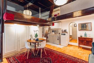 Old Monserrato in Campo de' Fiori - Rome - 3