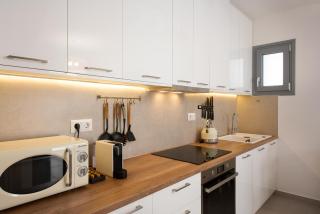 Hosting Moments Private Pool Holiday Home - Ano Mera - 5