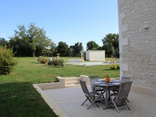 Gîte de charme avec piscine chauffée, jardin privatif et équipements bébés, à 15 min d’Angoulême - FR-1-653-16 - Vars - 6
