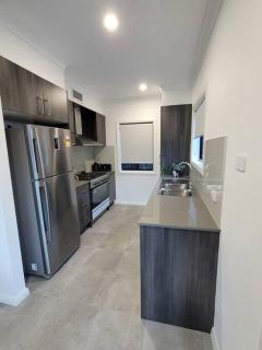 New 5 bedroom house in Rousehill - Riverstone - 3