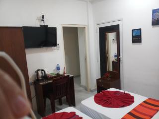 WISH RESIDENCE SeaSide, Near Durdans & Vasan eye care Hospital, Colombo 3 - Colombo - 2