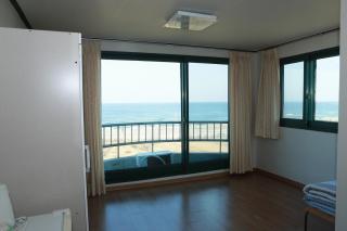 Mangsang Beach Pension - Gangneung - 0