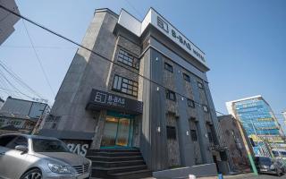 B-Bas Hotel - Daegu - 9