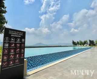 Family Suites Netizen Balcony near MRT #23 - 9