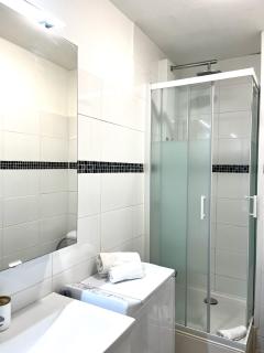 LE GEROUDIS - Studio centre ville - plage -clim - 1