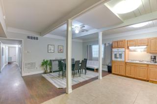 Walk to Beach Galveston Vacation Rental! - Galveston - 2