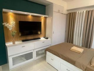 Splendid Suite w/Pay Parking - Manila - 0