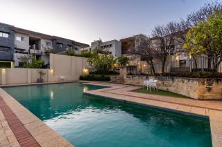 Riverside Panorama Suite Spectacular City Living - Perth - 8