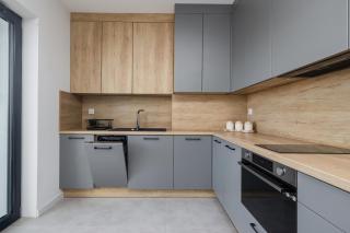 Air-Conditioned Seaside Apartment with Parking & Balcony by Noclegi Renters - Ustronie Morskie - 7