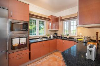 7+1 BEDROOM PRIVATE VILLA, HEATED POOL, GAMES, BBQ - Albufeira - 9