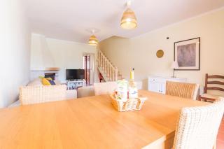 Supertubos Beach Villa - 1