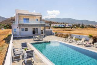 Adriana by the Sea - 8