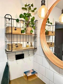 Cozy Apartment In a Heart of Town - 8