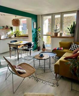 Cozy Apartment In a Heart of Town - 7