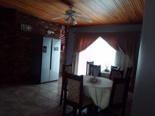 Emakhonkosi Guest House - Secunda - 4