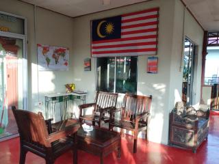 Bohok Guesthouse - Pantai Cenang - 1