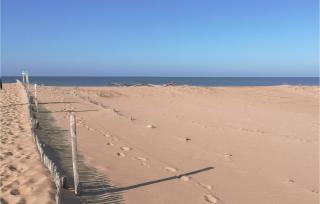 Amazing Home In Talmont-Saint-Hilaire - 8