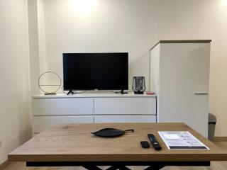 Studio paisible centre-ville Lagnieu / WIFI - Lagnieu - 3