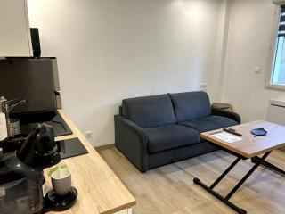 Studio paisible centre-ville Lagnieu / WIFI - Lagnieu - 2