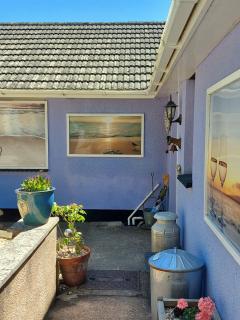 Hot Tub Hideaway - 1