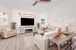 Newly renovated 3 bed/3 bath in the Four Mile Cove area w. heated pool and spa. Gulf access! - 3