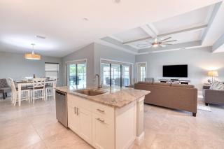 Magnolia House - Cape Coral 2020 Pool Home - Cape Coral - 4