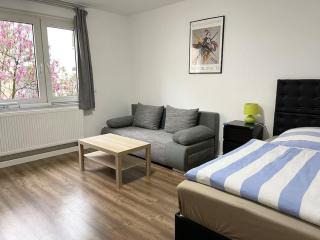 near Düsseldorf Messe and Airport, two Bedrooms, Parking, Kitchen and Garden - Duisburg - 7