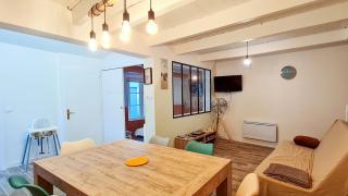 Jolie maison avec cour dans le centre du village - 7