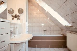 CASA REHSE I Modernes Apartment I 24h-Self-Check-in I kostenlos Parken & WLAN I Smart&Kabel-TV I ÖPNV - Erfurt - 7