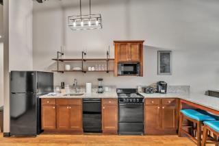 1 Bedroom @ Grand Strand Brewery 210 - 2