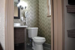Aarya Hotel By Niagara Fashion Outlets - 4