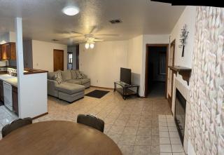 Townhouse, two car garage, fireplace back yard - Las Cruces - 7