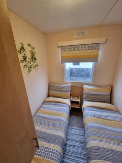 Seven Bays Holiday Home - 1