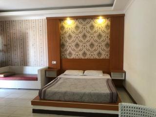 Hotel Pantai Mutiara - Palabuhanratu - 2