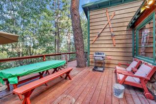 Temple Lake Views Walk To Marina & Village Cabin - 5