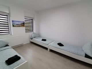 estrella24 LIVING ROOMS Singapur - Herne - 6
