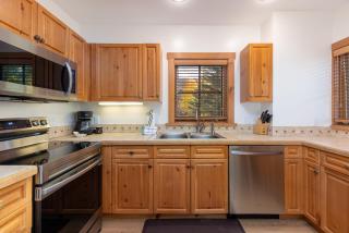 8577 Expedition Station Condo - 2