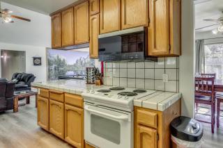 Pet Friendly Mariposa Retreat with Spacious Patio! - Mariposa - 1